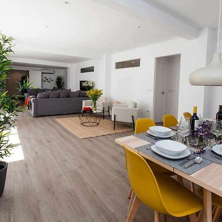 Isg Apartments Downtown Family Haven Free Parking Spot Sevilha Exterior foto